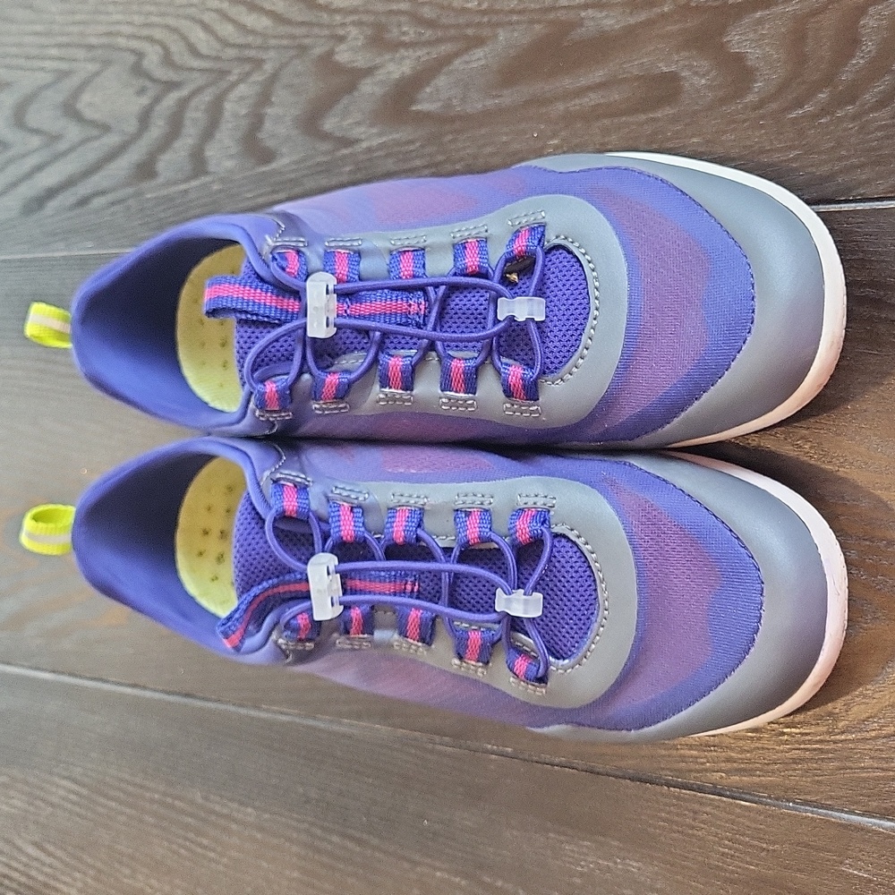 Lands End womens tennis shoes size 8 purple/pink/gray